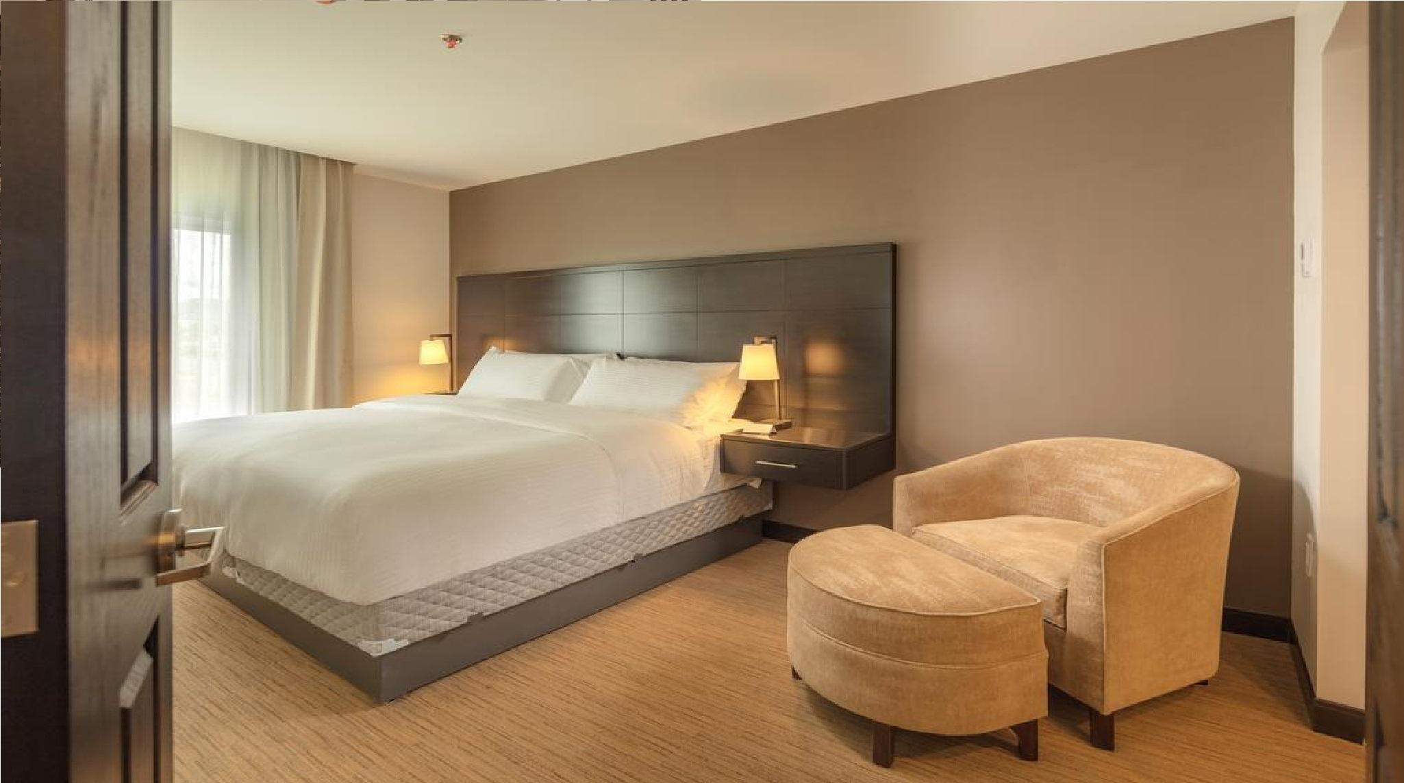 Staybridge Suites Silao By Ihg Exterior foto