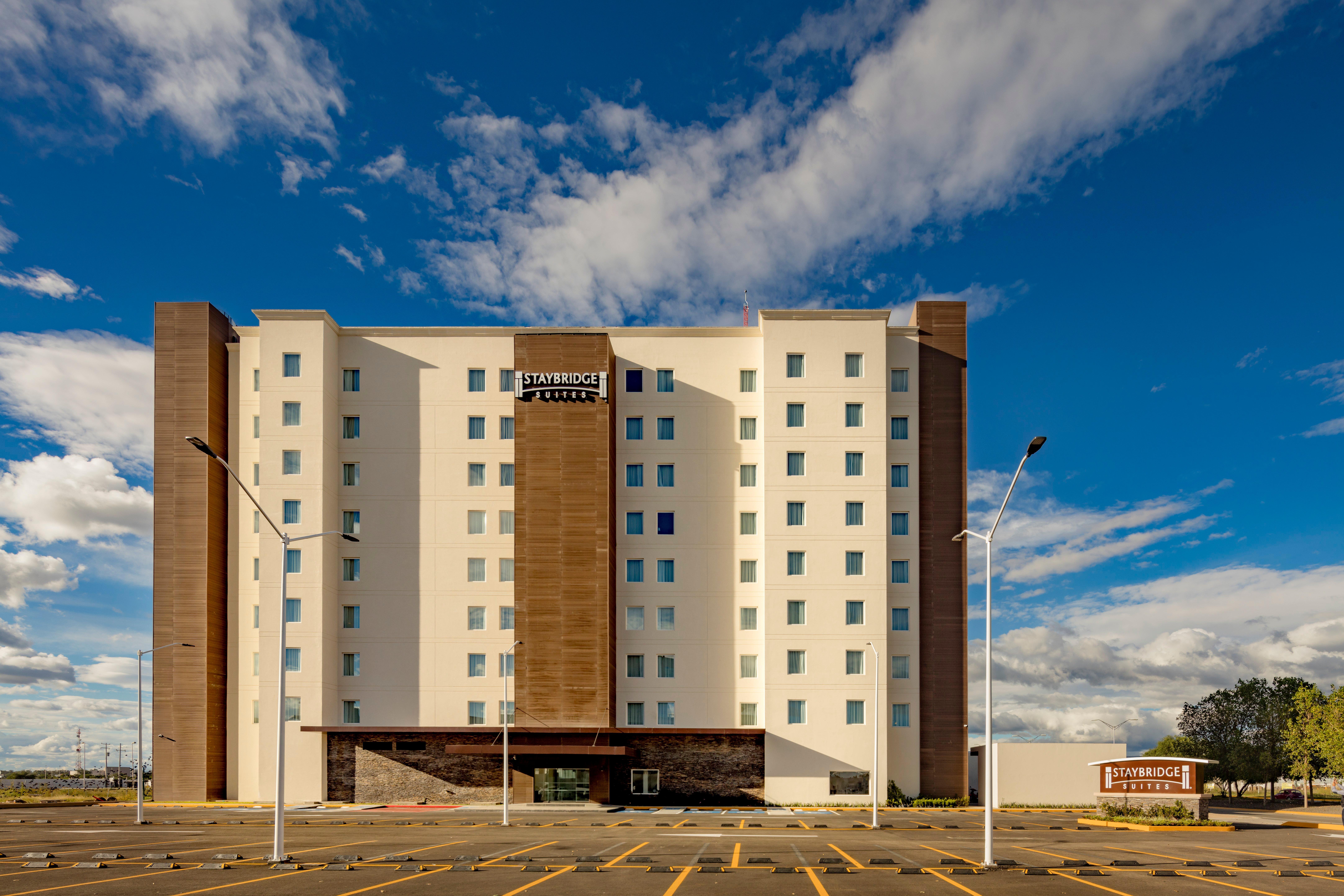 Staybridge Suites Silao By Ihg Exterior foto