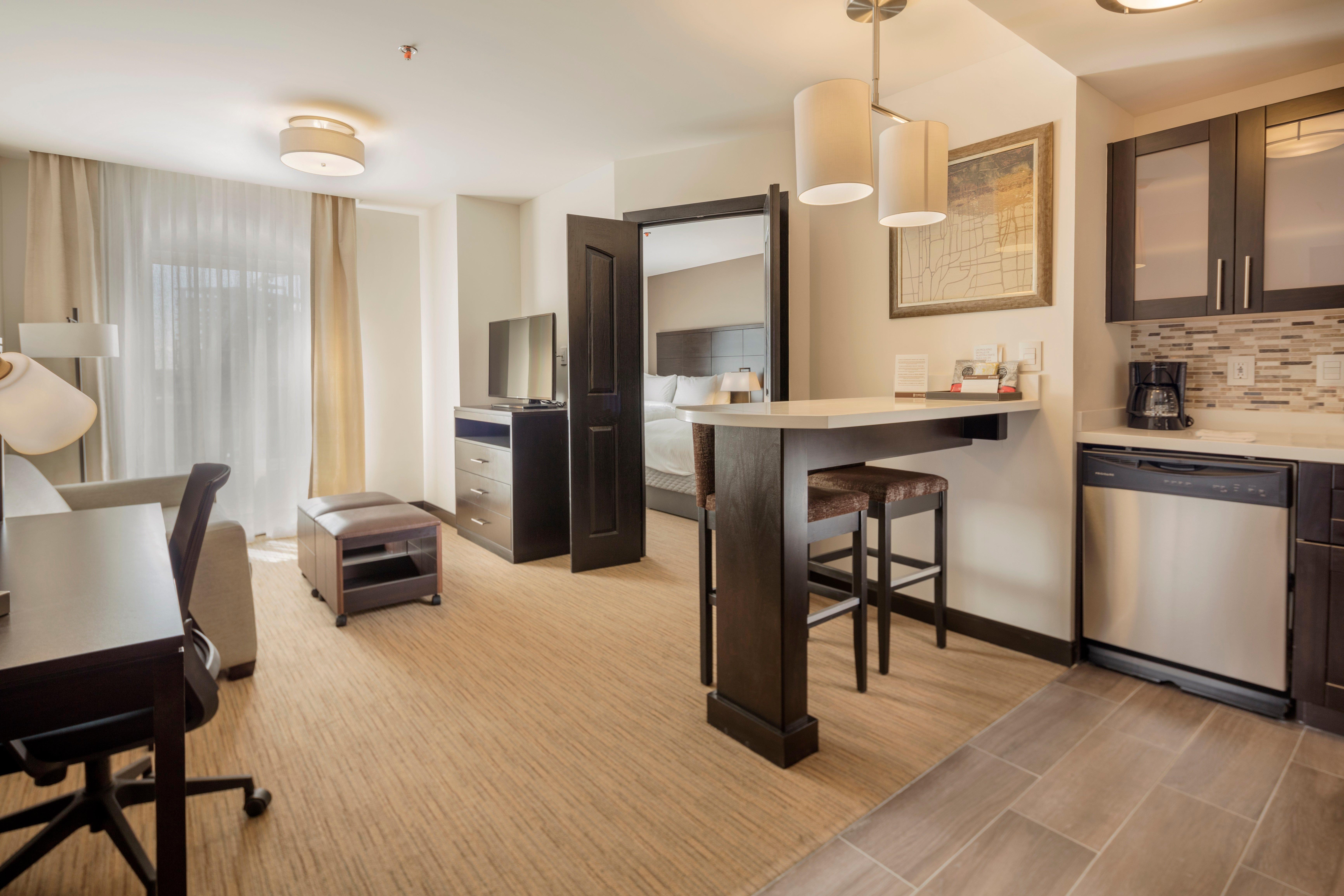 Staybridge Suites Silao By Ihg Exterior foto