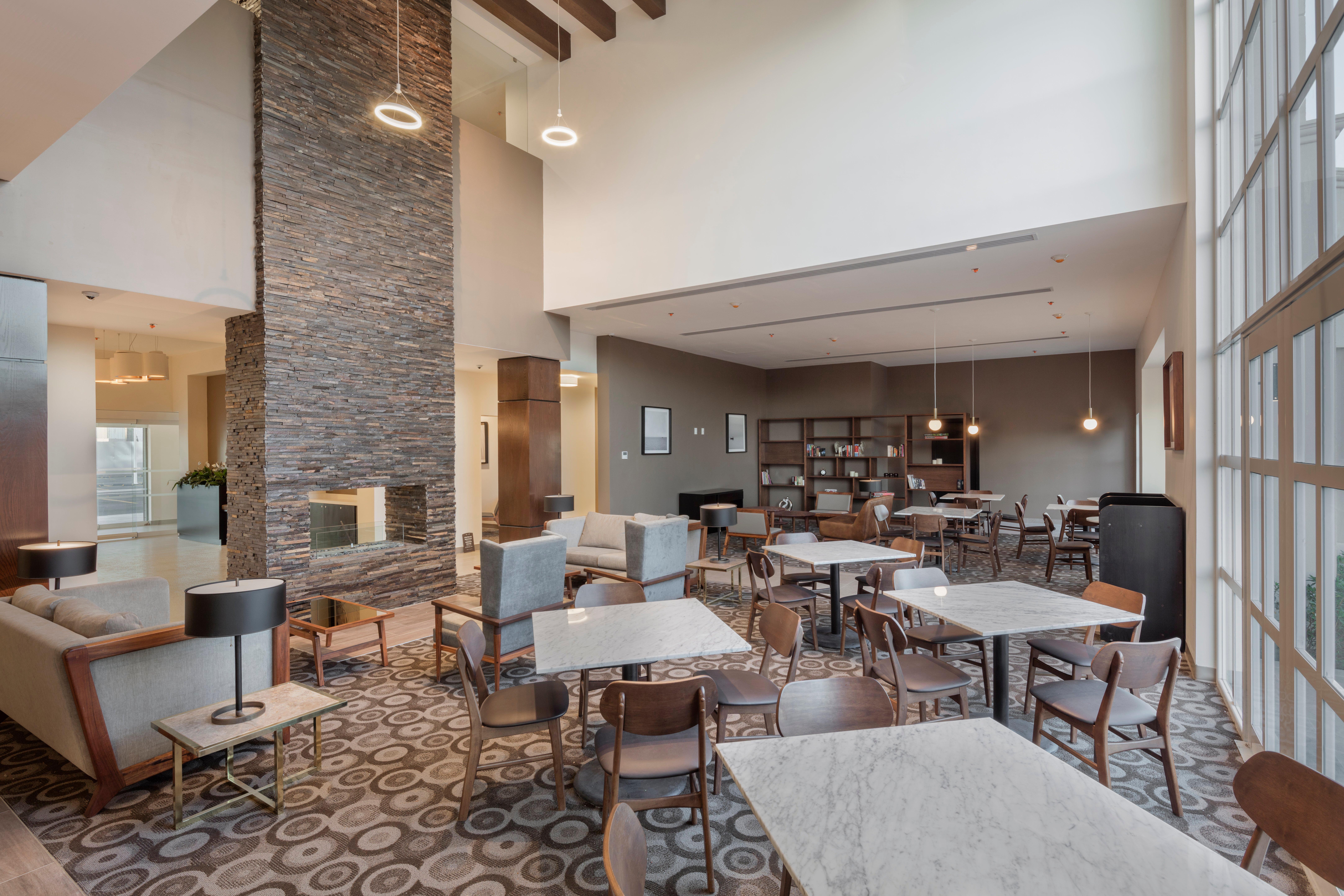 Staybridge Suites Silao By Ihg Exterior foto