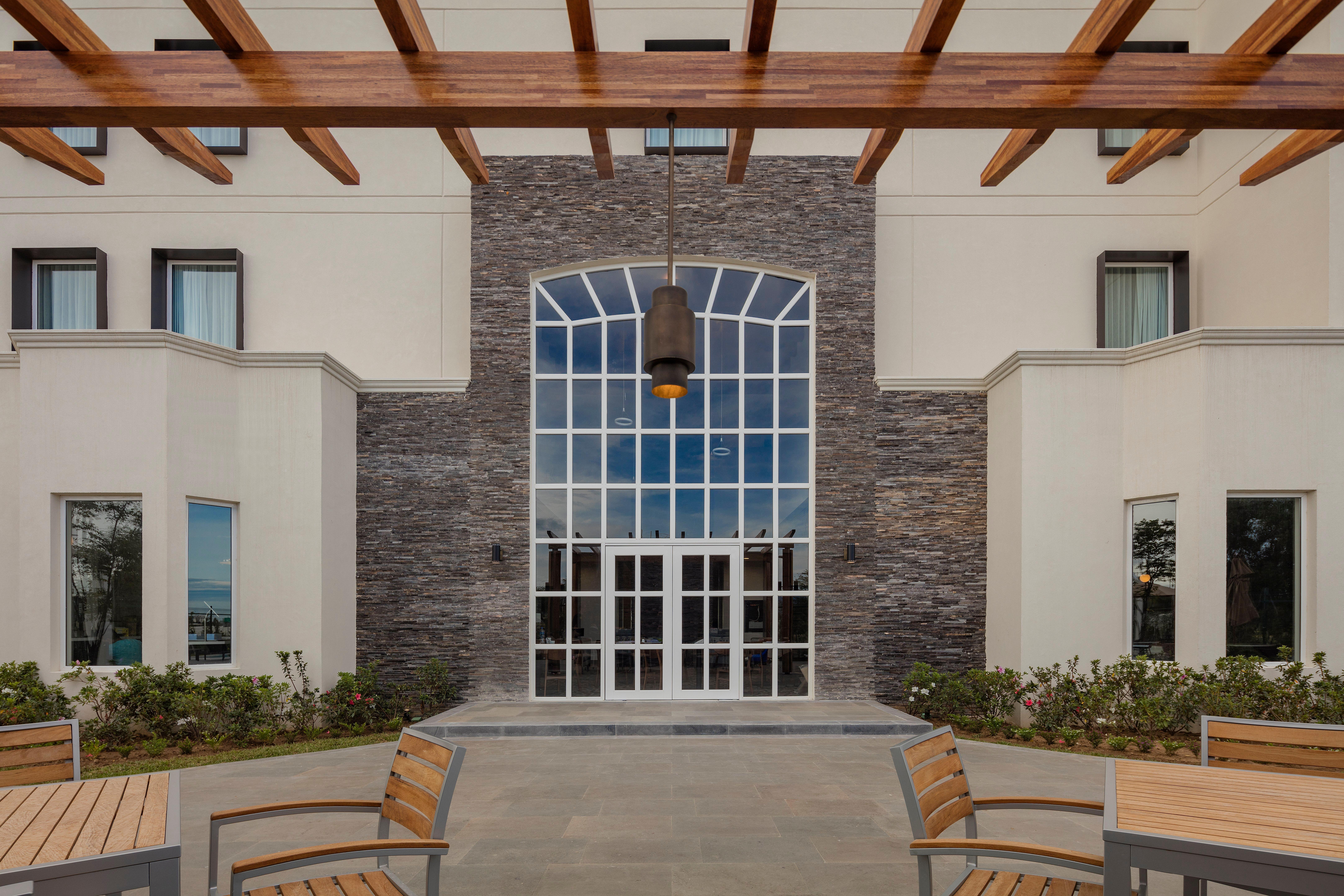 Staybridge Suites Silao By Ihg Exterior foto