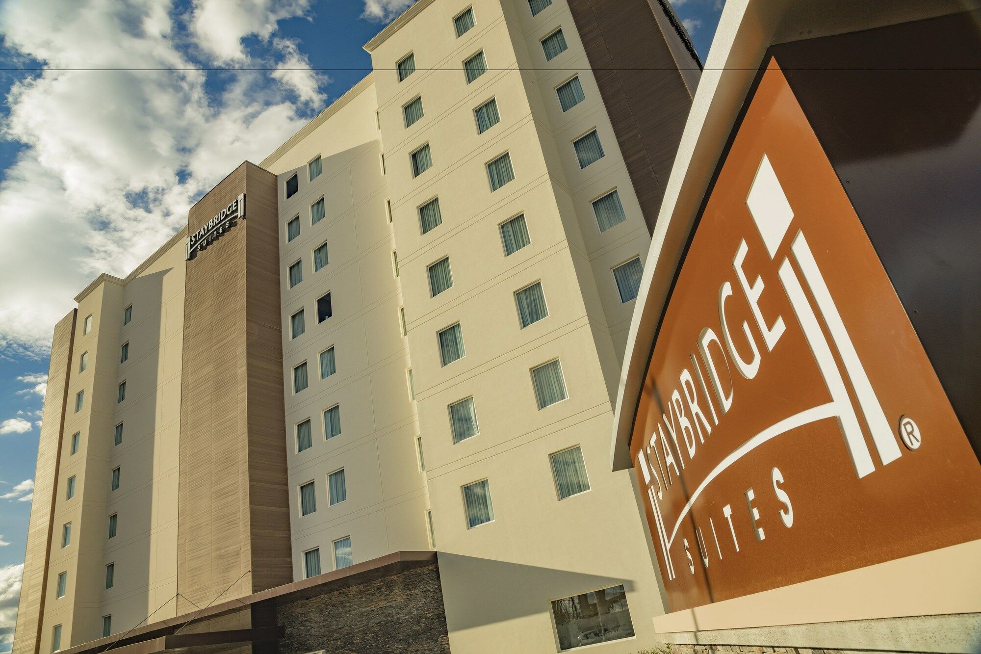 Staybridge Suites Silao By Ihg Exterior foto